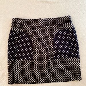 Worthington navy and off white, lined mini skirt